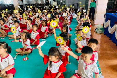 TRƯỜNG MẦM NON MĂNG NON TỔ CHỨC CUỘC THI RUNG CHUÔNG VÀNG TIẾNG ANH