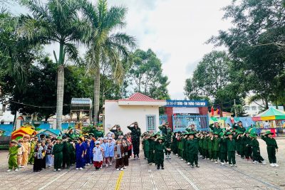 Trường Mầm non Măng non tổ chức hoạt động trải nghiệm “Một ngày làm chiến sĩ nhí” chào mừng kỷ niệm 80 năm ngày thành lập Quân đội Nhân dân Việt Nam 22/12/1944 – 22/12/2024